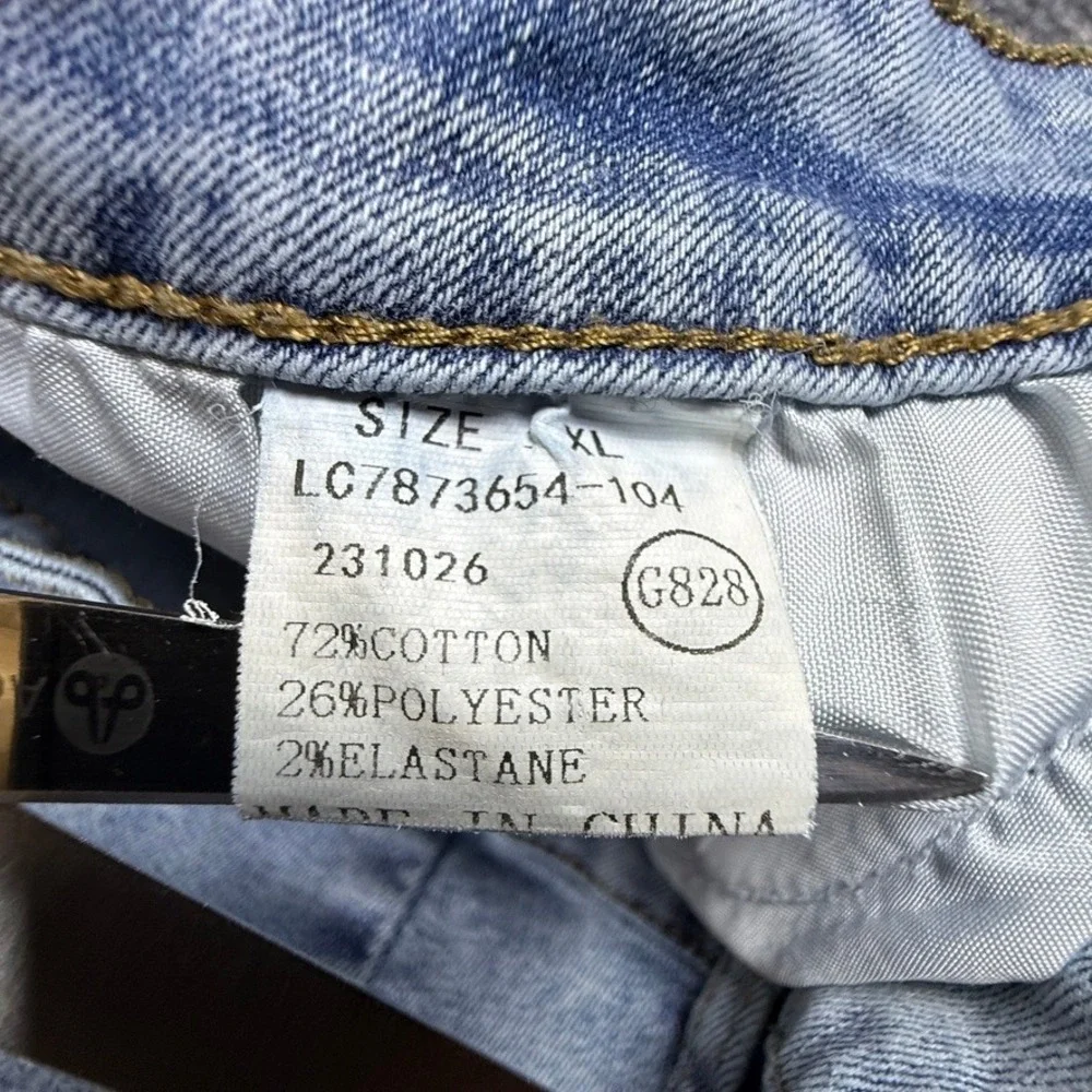Womens Light Wash Distressed Wide Leg Jeans Size XL Raw Hem LC7873654-104